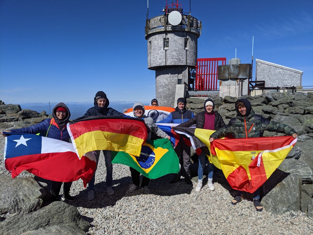 RYE Students with Flags On Mt.Washington